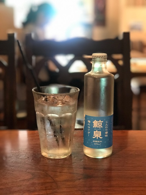 EEEF9AE2-5072-41F0-B751-DF69ACADFE07