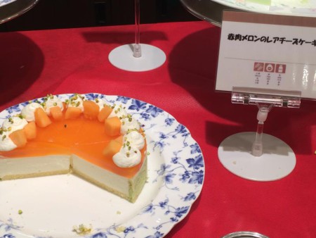 「メロンスイーツとシェフおすすめデザートフェア」