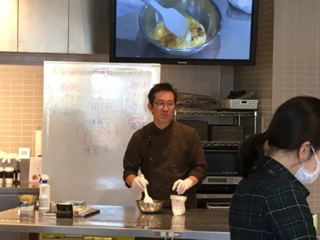 10DD67BE-09C0-48DB-98D2-4822CF3E1BEF