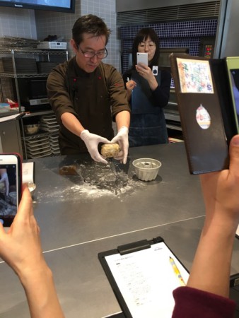 F26F74EC-E684-4282-A8ED-609EEA20E064