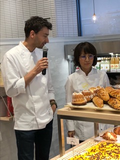 B7C14129-43FA-463B-BBF1-81D895F2B15F