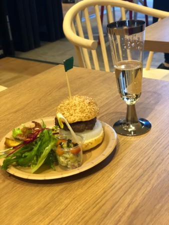 8074870F-3ED2-406C-98F0-FB62B308693B