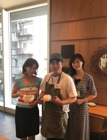 7CED30EB-E90B-45A3-87A4-F823018E958B