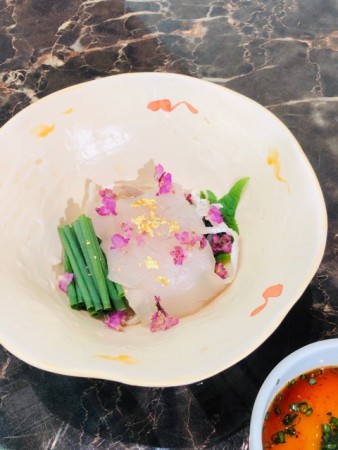 6983DA19-6354-4D7C-A37C-A69D66707992