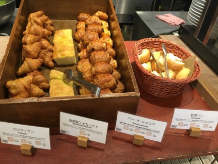 E9B83036-F90C-4EC4-83D6-AB4822E68979