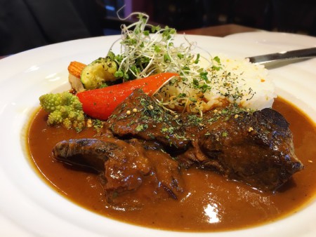 21F09308-7393-4297-BD81-BA7E90670344